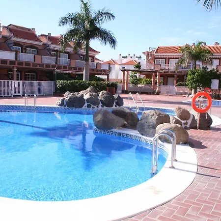 With One Bedroom In Arona, With Pool Access And Furnished Te Arona (Tenerife)